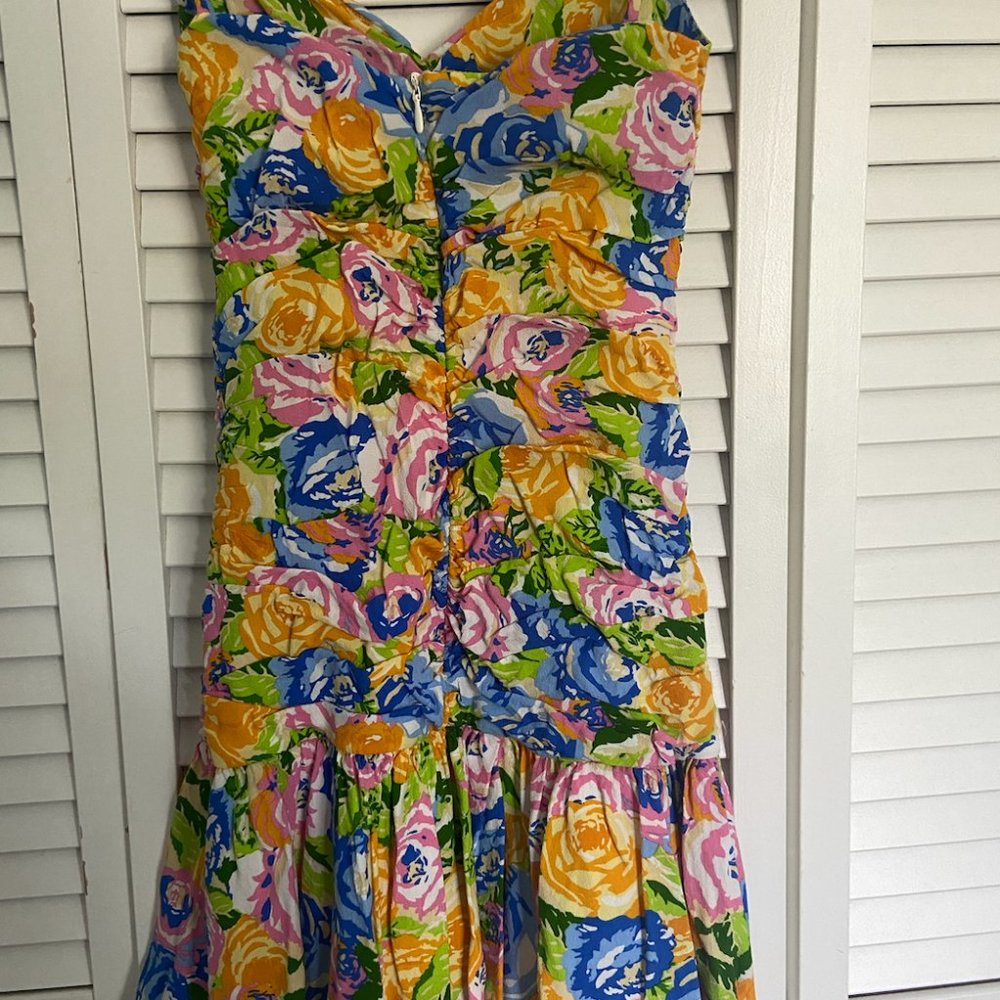 ZARA V-Neck Floral Printed Pleated Dress - Picture 4 of 5